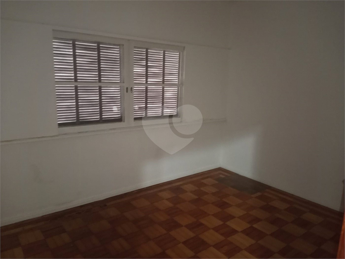 Casa Térrea à venda ou para alugar com 3 quartos, sendo 1 suíte, em Caxingui, São Paulo, SP