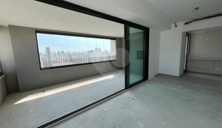 Apartamento à venda com 3 suítes em Pinheiros, São Paulo, SP