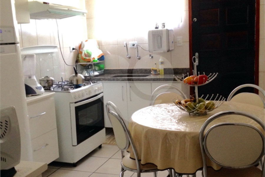 Sobrado à venda com 6 quartos em Vila Nova Cachoeirinha, São Paulo, SP