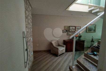 Sobrado à venda com 3 suítes em Vila Mariza Mazzei, São Paulo, SP