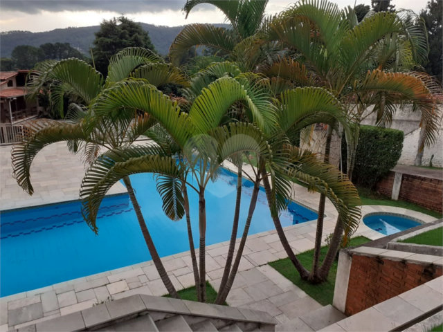 Casa à venda com 8 quartos, sendo 2 suítes,  em Serra da Cantareira, Mairiporã, SP