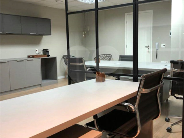 Sala à venda em Alto da Boa Vista, São Paulo, SP