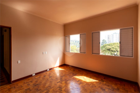 Casa à venda com 4 quartos, sendo 2 suítes, em Perdizes, São Paulo, SP