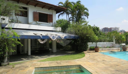 Casa de Vila à venda com 4 suítes em Morumbi, São Paulo, SP
