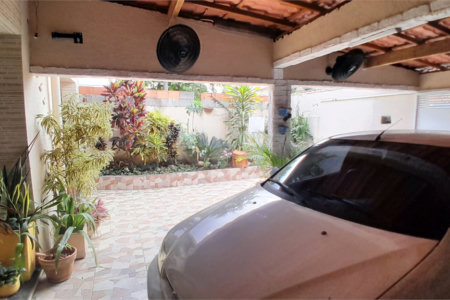 Casa à venda com 3 quartos em Campo Grande, Rio de Janeiro, RJ