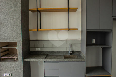 Casa à venda com 3 suítes no condomínio Residencial Central Parque, Salto - SP