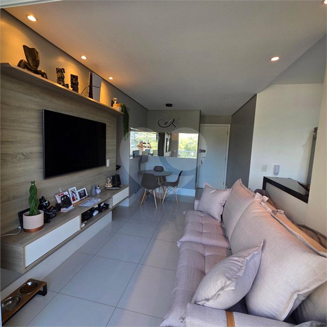Apartamento à venda com 2 quartos, sendo 1 suíte,  em Vila Andrade, São Paulo, SP