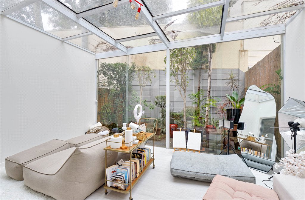 Casa à venda com 3 quartos, sendo 1 suíte, no condomínio Magnólia Gardens, São Paulo - SP