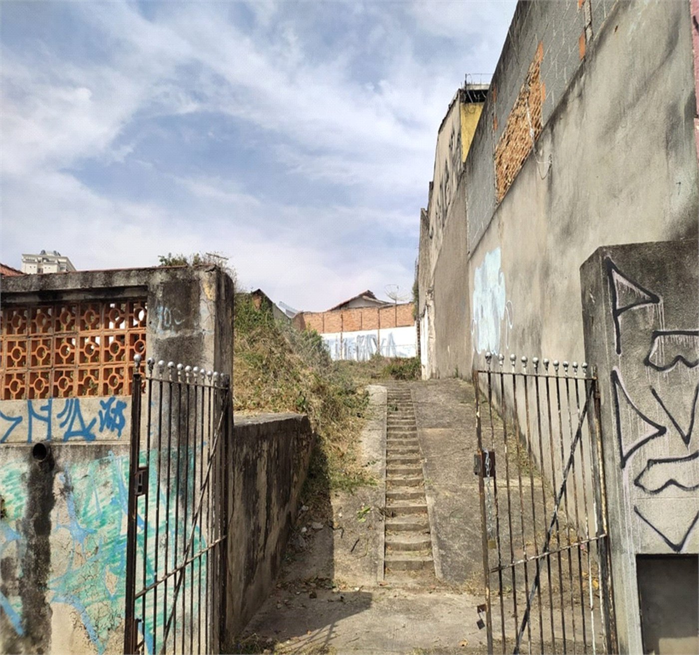 Terreno à venda em Chora Menino, São Paulo, SP
