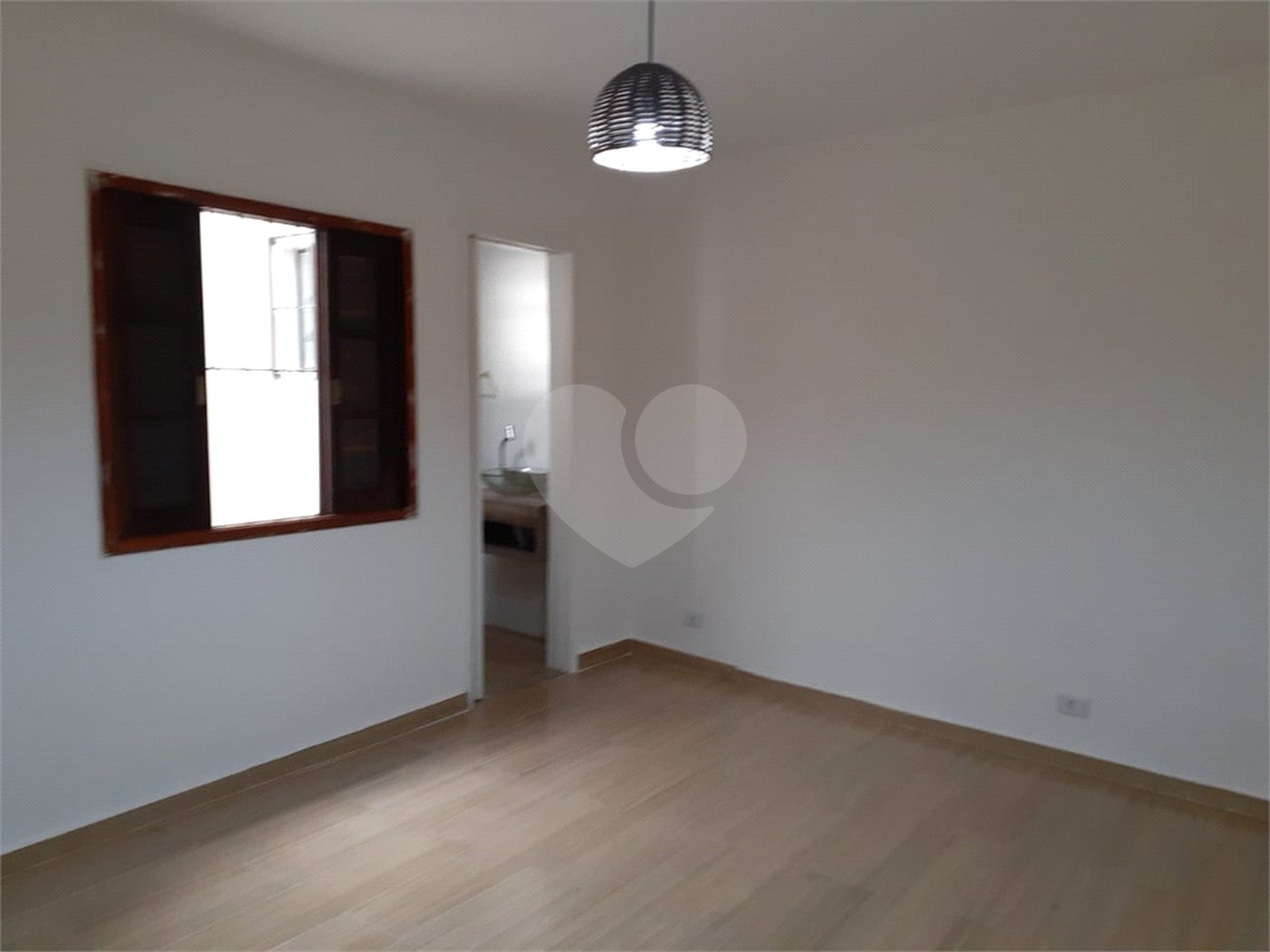 Casa Térrea à venda com 3 quartos, sendo 1 suíte, em Santana, São Paulo, SP