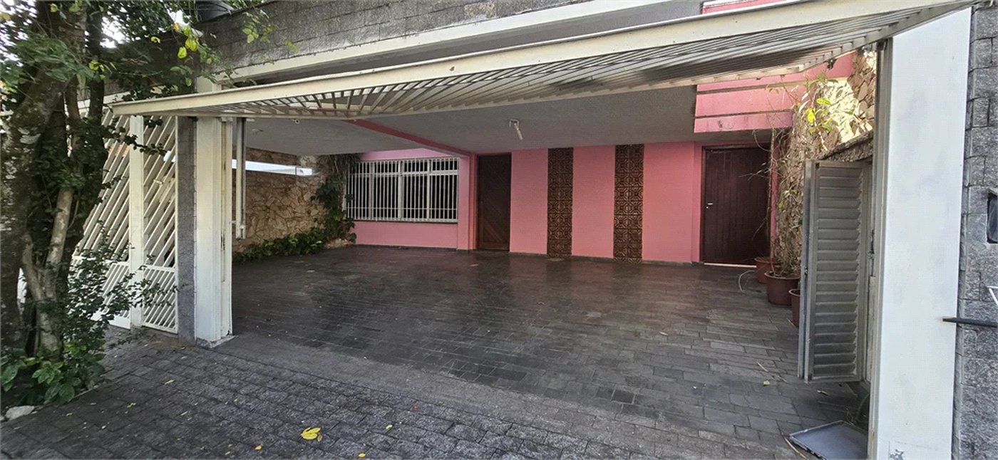 Casa à venda com 3 quartos, sendo 1 suíte, em Lar São Paulo, São Paulo, SP