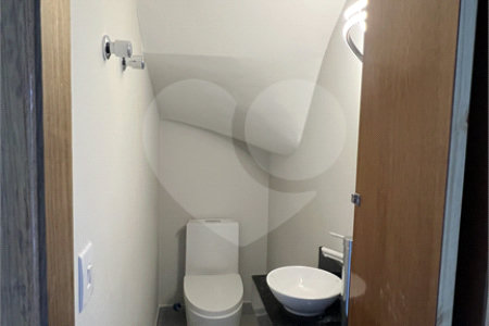 Sobrado à venda com 3 quartos, sendo 1 suíte, em Vila Bela Vista (zona Norte), São Paulo, SP