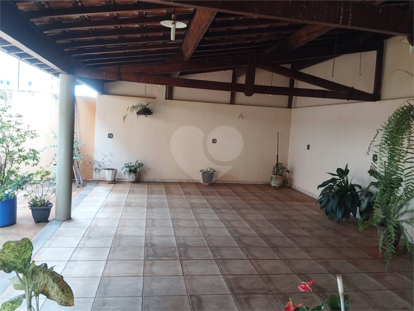 Sobrado à venda com 3 quartos, sendo 1 suíte, em Jardim Nova América, Araraquara, SP