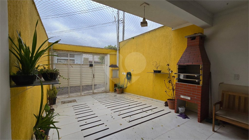 Sobrado à venda com 3 quartos, sendo 1 suíte, em Vila Clarice, São Paulo, SP
