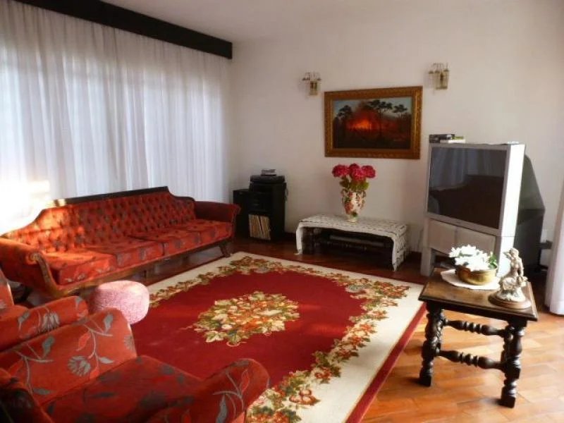 Casa Térrea à venda com 3 quartos, sendo 1 suíte,  em Caxingui, São Paulo, SP