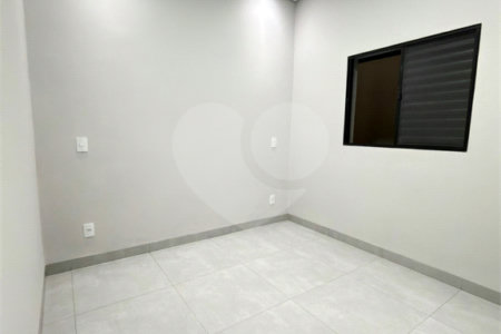 Casa à venda com 3 quartos, sendo 1 suíte, em Jardim Santa Cecília, Ribeirão Preto, SP