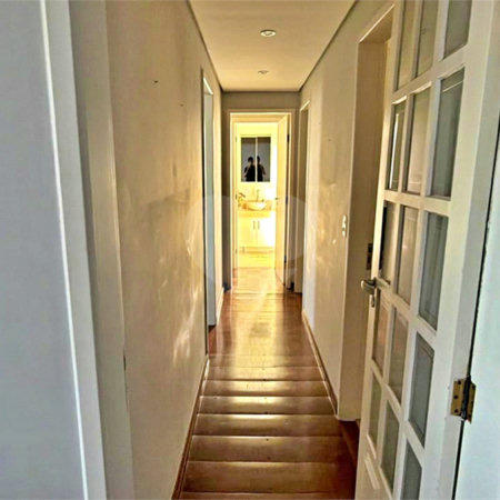 Apartamento à venda com 3 quartos, sendo 1 suíte, em Santo Amaro, São Paulo, SP