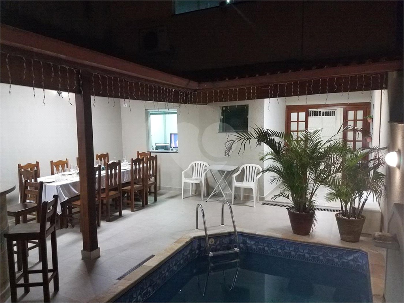 Sobrado à venda com 3 quartos em Tremembé, São Paulo, SP