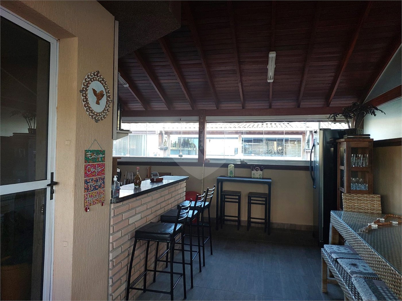Casa à venda com 3 quartos, sendo 1 suíte, no condomínio Algarve Residencial, São Paulo - SP