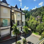 Casa à venda com 4 quartos, sendo 2 suítes, no condomínio Florada da Serra, São Paulo - SP
