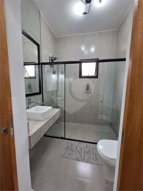 Casa à venda com 3 suítes no condomínio Chácaras do Lago, Vinhedo - SP