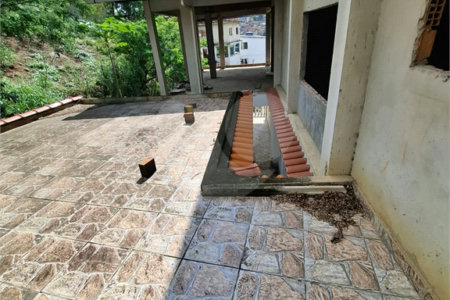 Casa à venda com 5 quartos em Santíssimo, Rio de Janeiro, RJ
