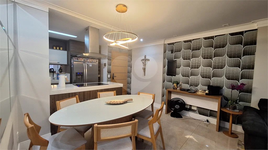 Apartamento à venda com 3 quartos, sendo 1 suíte,  em Vila Leonor, São Paulo, SP