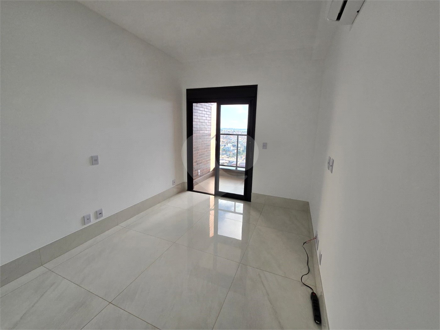 Apartamento para alugar com 3 suítes no Centro, Itapetininga, SP
