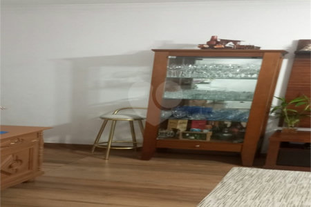 Casa à venda com 3 quartos, sendo 1 suíte,  em Lapa de Baixo, São Paulo, SP