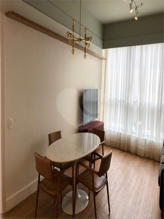 Flat à venda com 1 suíte em Santana, São Paulo, SP