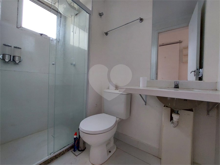 Apartamento à venda com 2 quartos em Vila Anastácio, São Paulo, SP