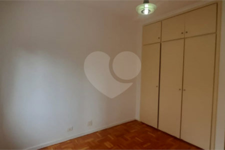 Apartamento para alugar com 3 quartos, sendo 1 suíte,  em Jardim Marajoara, São Paulo, SP