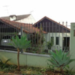 Casa à venda com 3 quartos, sendo 1 suíte, em Jardim Londrina, São Paulo, SP