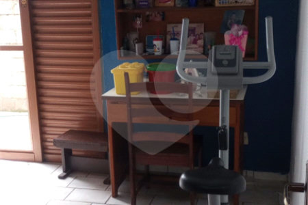 Casa à venda com 3 quartos em Colina dos Pinheiros, Valinhos, SP