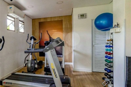 Apartamento à venda com 4 quartos, sendo 2 suítes, em Vila Olímpia, São Paulo, SP