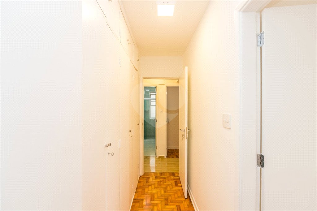 Apartamento à venda com 3 quartos, sendo 1 suíte, em Itaim Bibi, São Paulo, SP