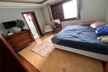 Casa à venda com 5 suítes em Aruã, Mogi das Cruzes, SP