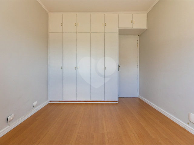 Apartamento à venda com 3 quartos, sendo 1 suíte,  em Brooklin, São Paulo, SP