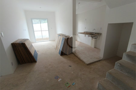 Apartamento à venda com 2 quartos, sendo 1 suíte, em Bairro do Cambará, São Roque, SP