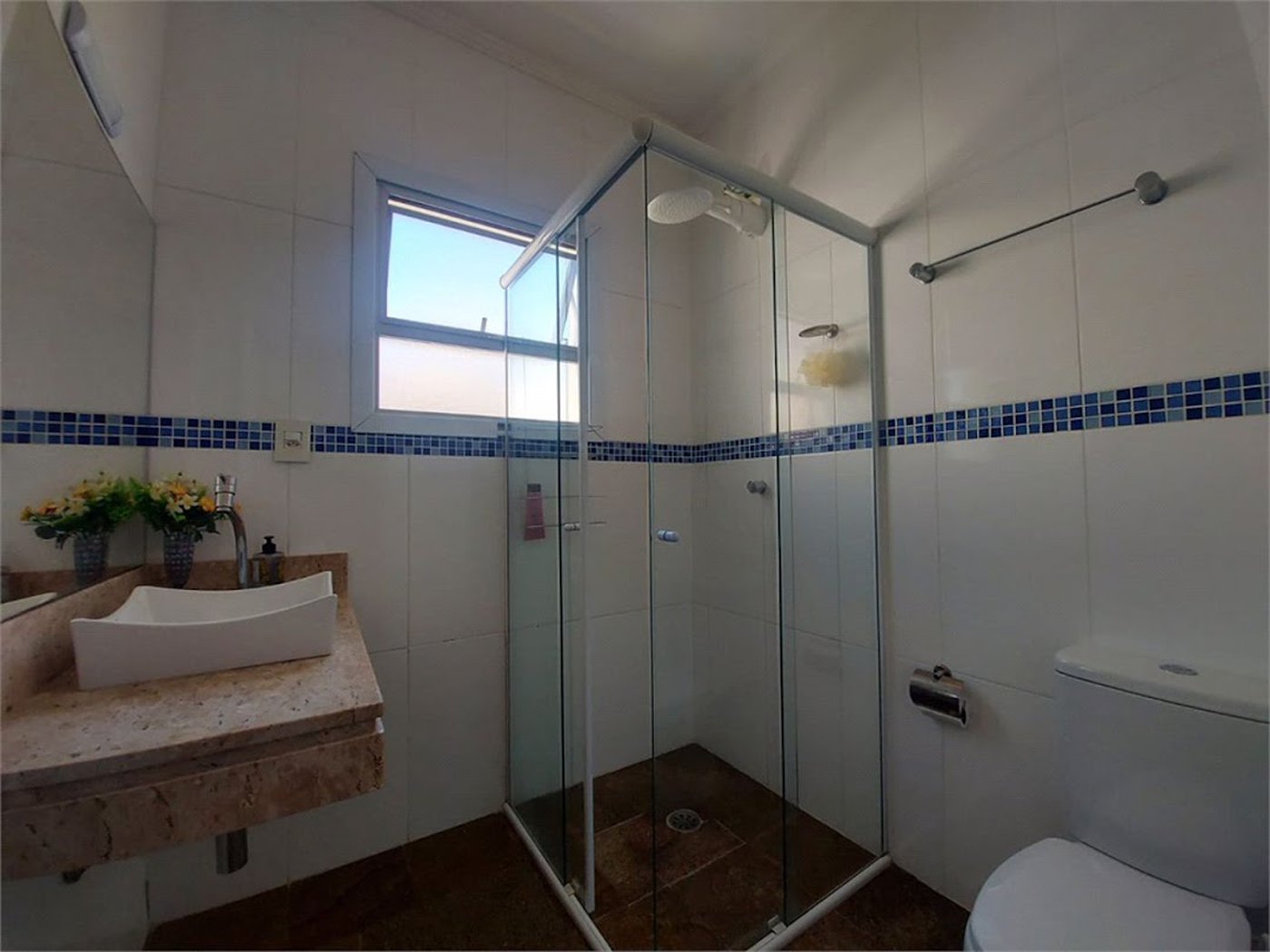 Apartamento Residencial à venda, Jardim das Conchas, Guarujá - AP1050.