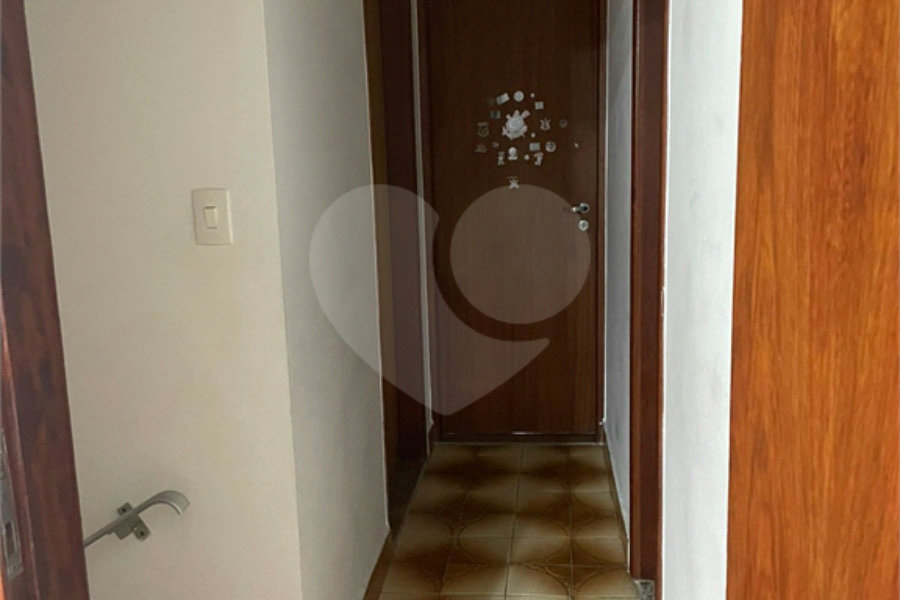 Sobrado à venda com 4 quartos, sendo 1 suíte,  em Horto Florestal, São Paulo, SP