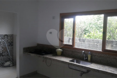 Chácara à venda com 5 quartos, sendo 2 suítes, em Campos de Atibaia, Atibaia, SP