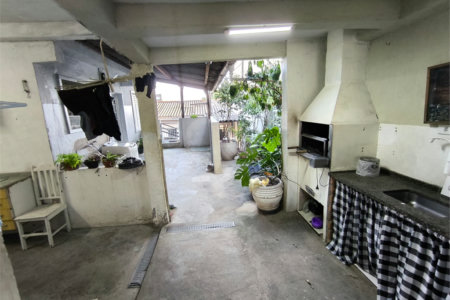 Casa à venda com 3 quartos, sendo 1 suíte, em Umarizal, São Paulo, SP