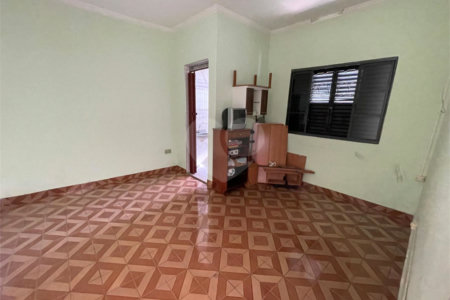 Casa à Venda com 120 m² | 2 Dormitórios | 3 Banheiros | Próximo ao Metrô Belém