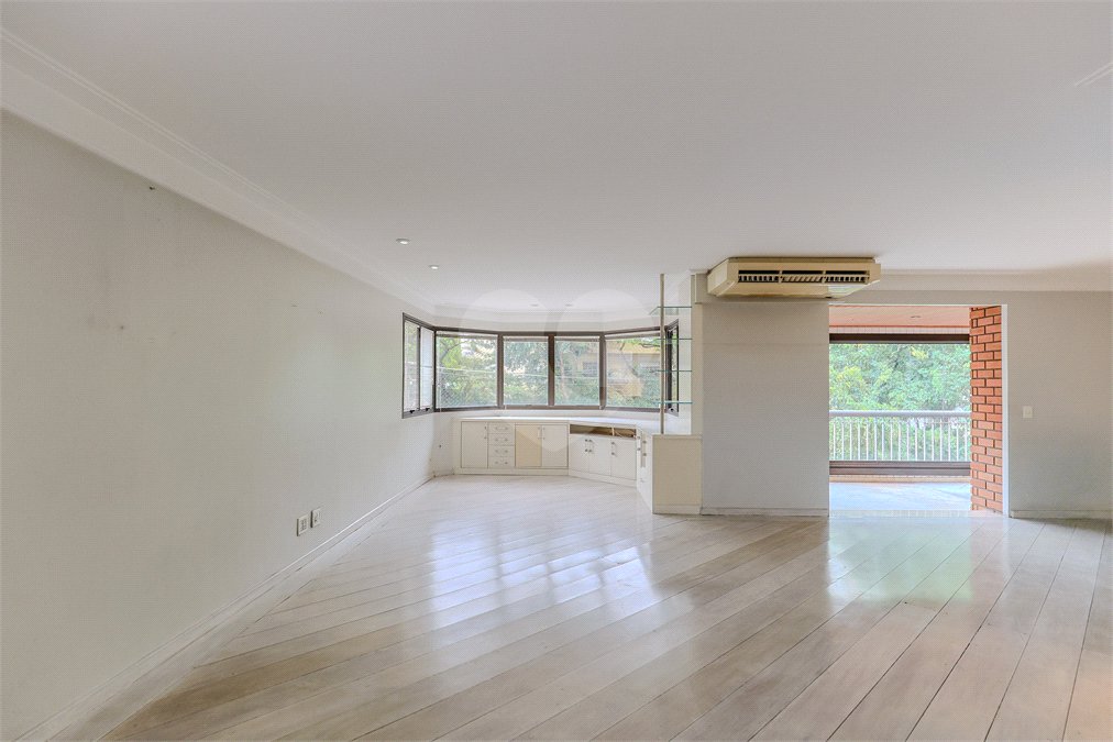 Apartamento à venda com 4 suítes em Moema, São Paulo, SP