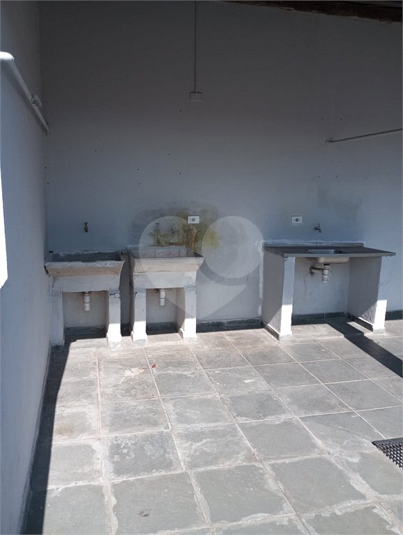 Casa à venda com 3 quartos, sendo 2 suítes, em Jardim Maria Duarte, São Paulo, SP
