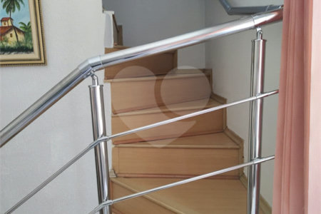 Sobrado à venda com 3 quartos, sendo 1 suíte,  em Vila Santo Estéfano, São Paulo, SP