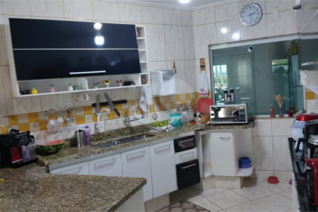 Sobrado à venda com 3 quartos, sendo 1 suíte, em Parque Cidade Jardim Ii, Jundiaí, SP