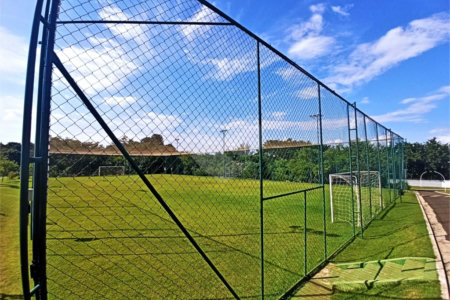 Casa à venda com 3 quartos, sendo 2 suítes, no condomínio Residencial Maria Dulce, Indaiatuba - SP