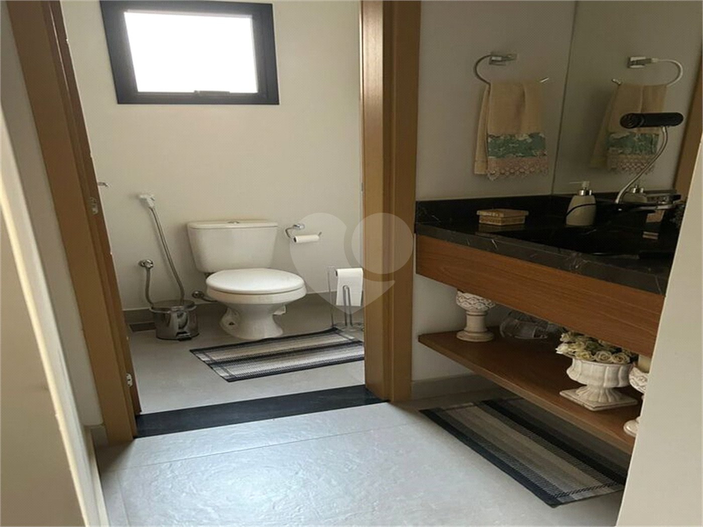 Casa à venda com 3 suítes no condomínio Jardim Residencial Dona Maria José, Indaiatuba - SP